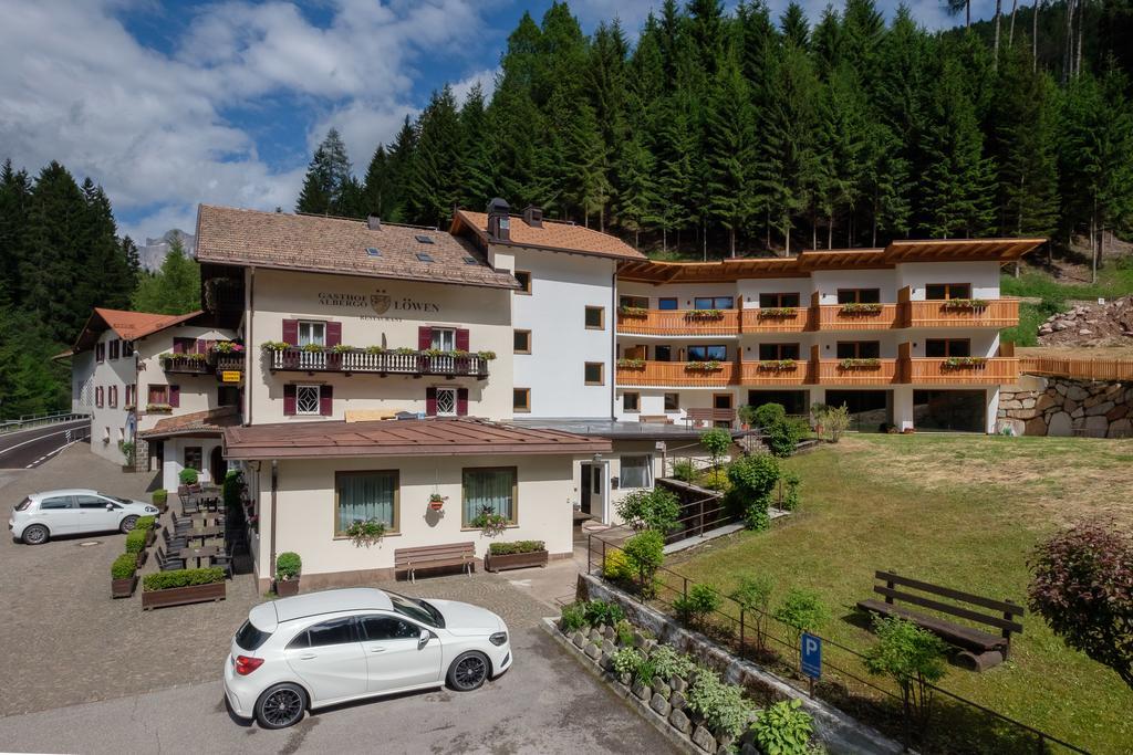 Gasthof Loewen Welschnofen Buitenkant foto